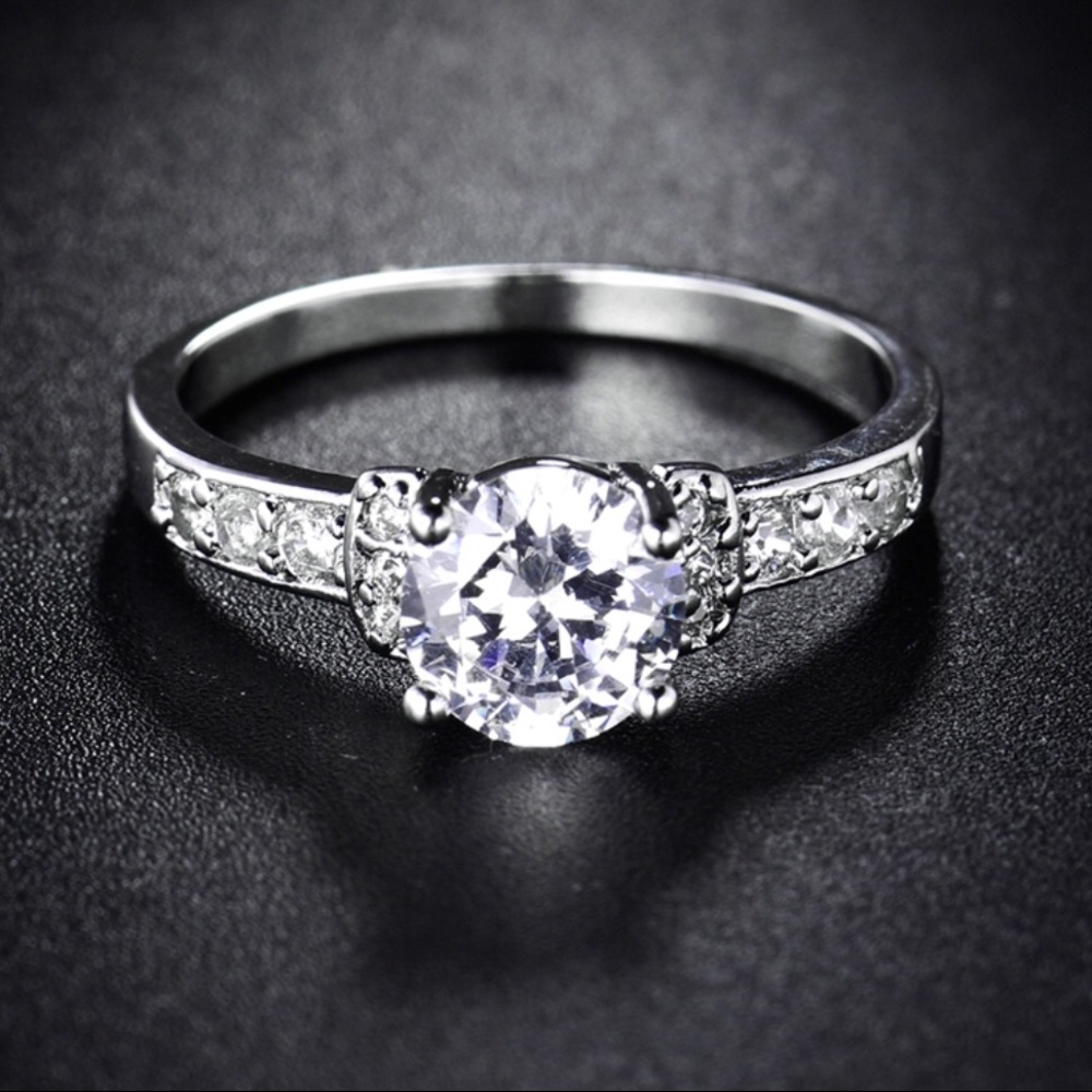 BRAND NEW .925S 7mm WHITE SAPPHIRE ROUND CUT RING - Picture 6 of 6
